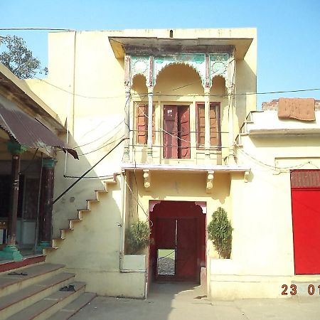 Shri Swami Sheetal Das Akhada B1-88 Assi , Near Pushkar Talab,Varanasi, Ashram Dharmshala Hotel Екстериор снимка