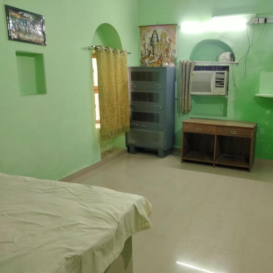 Shri Swami Sheetal Das Akhada B1-88 Assi , Near Pushkar Talab,Varanasi, Ashram Dharmshala Hotel Екстериор снимка