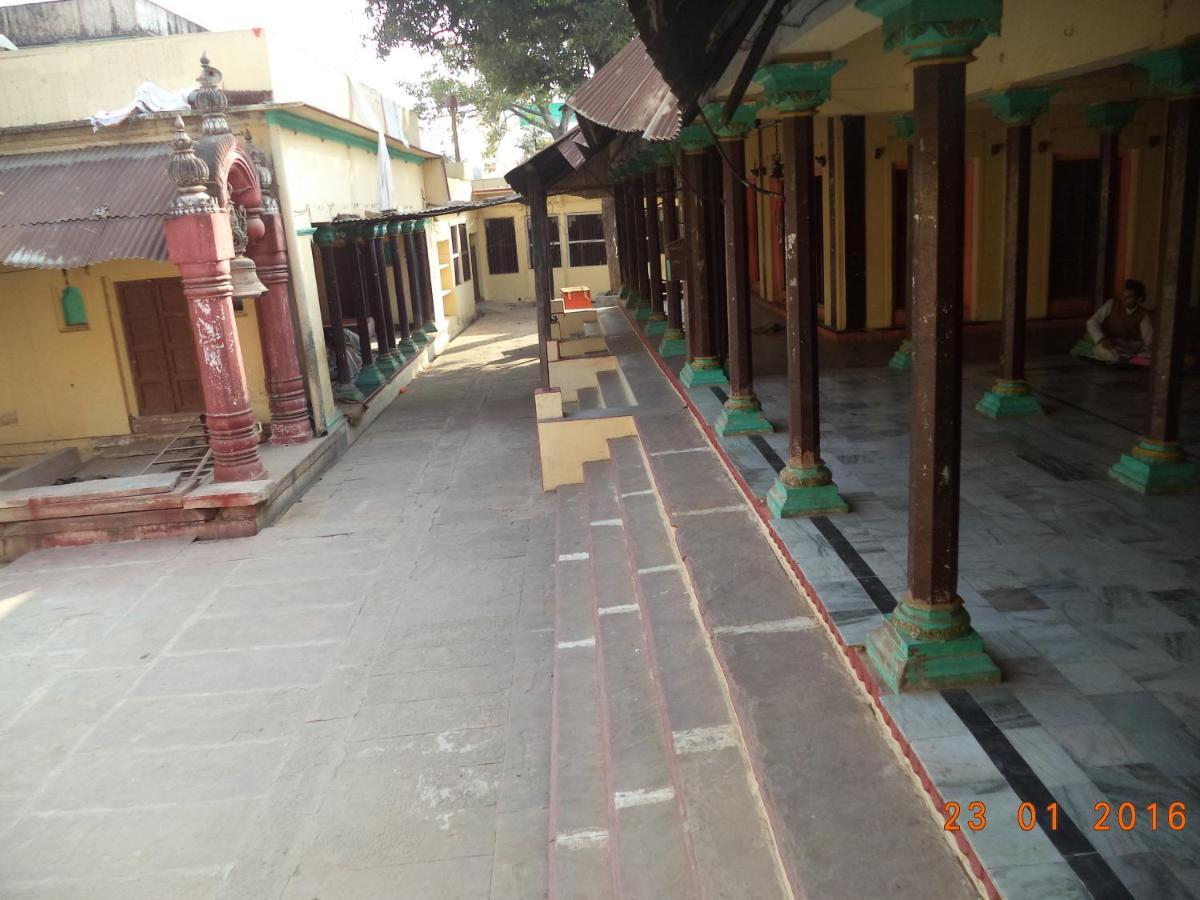 Shri Swami Sheetal Das Akhada B1-88 Assi , Near Pushkar Talab,Varanasi, Ashram Dharmshala Hotel Екстериор снимка