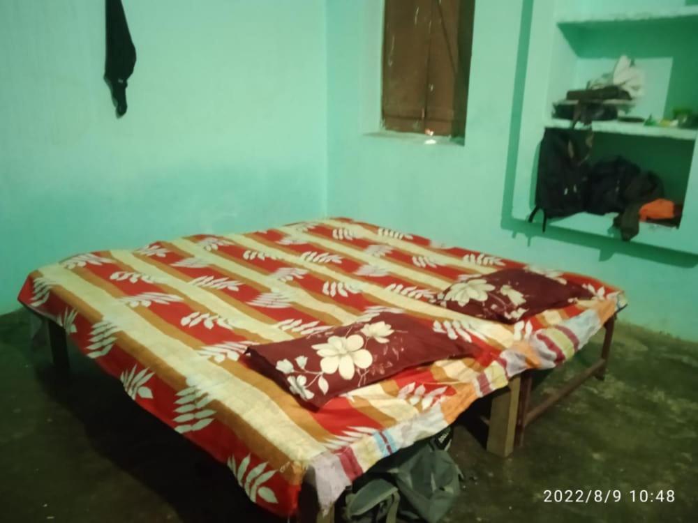 Shri Swami Sheetal Das Akhada B1-88 Assi , Near Pushkar Talab,Varanasi, Ashram Dharmshala Hotel Екстериор снимка