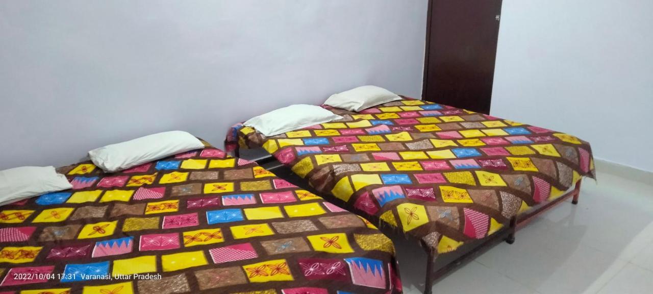 Shri Swami Sheetal Das Akhada B1-88 Assi , Near Pushkar Talab,Varanasi, Ashram Dharmshala Hotel Екстериор снимка