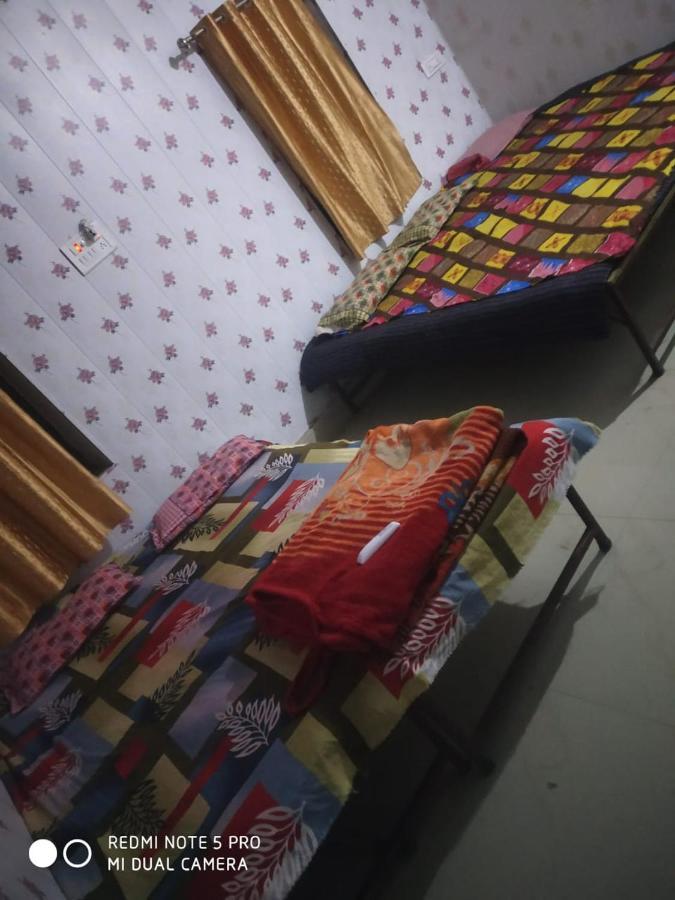 Shri Swami Sheetal Das Akhada B1-88 Assi , Near Pushkar Talab,Varanasi, Ashram Dharmshala Hotel Екстериор снимка