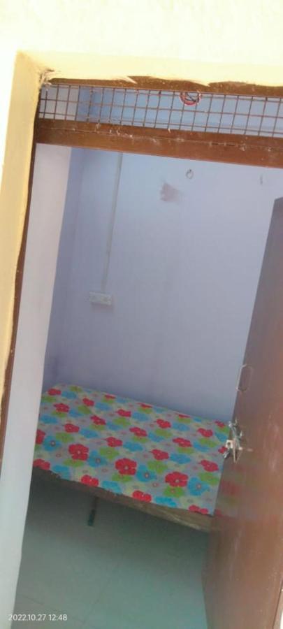 Shri Swami Sheetal Das Akhada B1-88 Assi , Near Pushkar Talab,Varanasi, Ashram Dharmshala Hotel Екстериор снимка