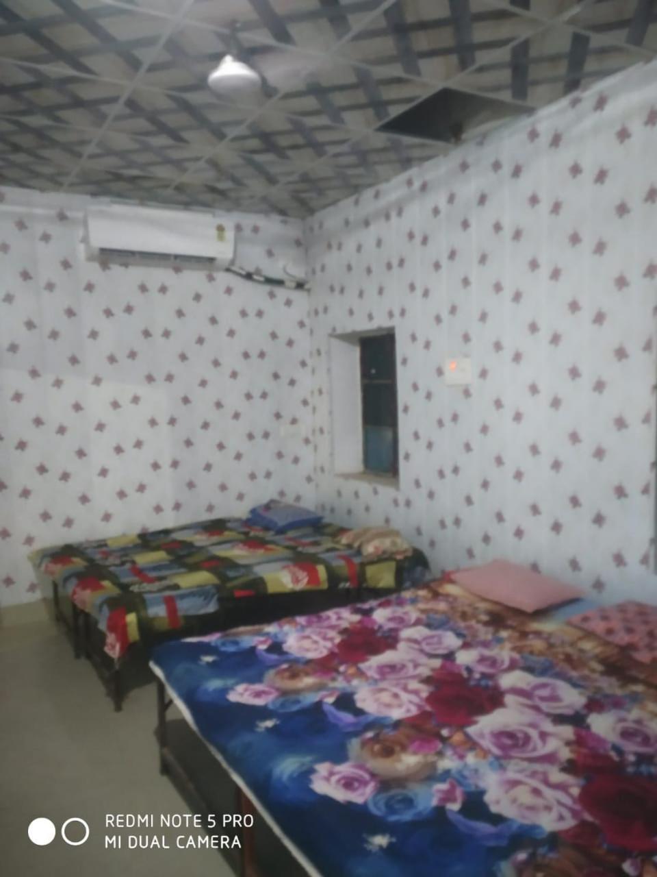 Shri Swami Sheetal Das Akhada B1-88 Assi , Near Pushkar Talab,Varanasi, Ashram Dharmshala Hotel Екстериор снимка