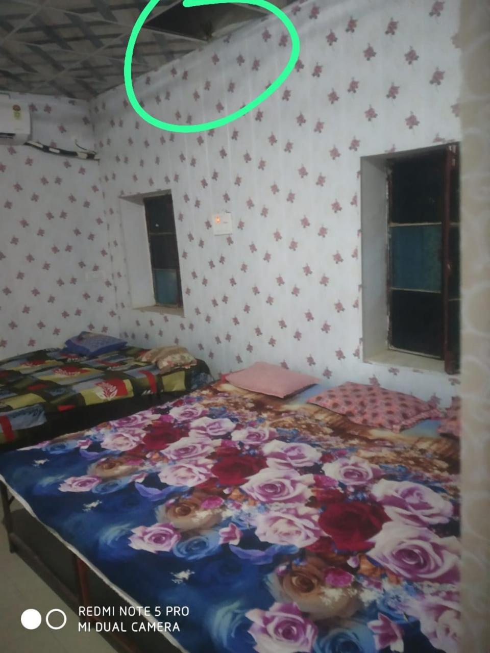 Shri Swami Sheetal Das Akhada B1-88 Assi , Near Pushkar Talab,Varanasi, Ashram Dharmshala Hotel Екстериор снимка